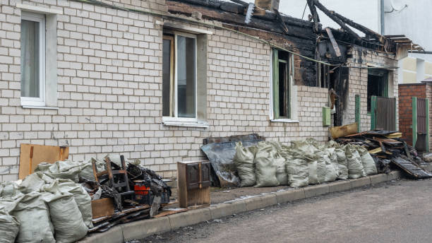 24/7 Emergency Fire Damage Removal experts in Cypress Gardens, FL